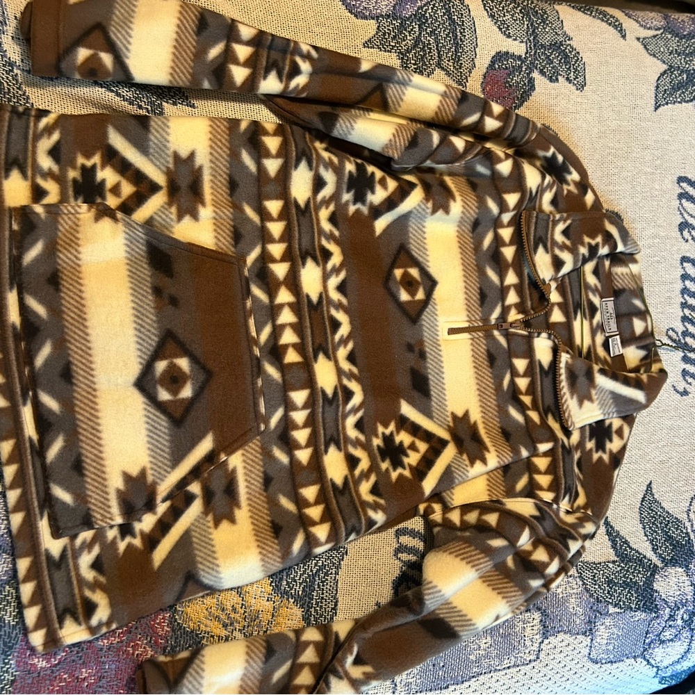 Brown and Cream Geometric Fleece Pullover